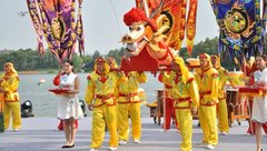 為進口博覽會“預熱”，讓民俗與時尚結合，閔行這個地方舉行了首屆創意手造節