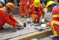 對標國際標準！路政行業將對全市道路人行道逐步開展提升更新