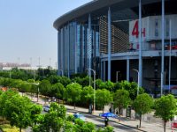進博會9月底完成場館形象功能提升工程，招募培訓近五千名志愿者“小葉子”