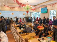“餓了么”為老年人送餐了！上海市民家門口的社區食堂將越來越多