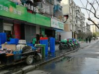 200家“叮咚買菜”生鮮“貨棧”在社區“遍地開花”，便民快捷為啥投訴那么多？