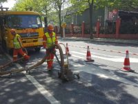 道路交通標線新舊模糊誤導駕駛員！全市8萬多平方米舊線泛出怎么辦？