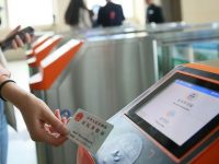 長三角高鐵動車全面取消紙質車票第三天，鐵路部門回應熱點問題