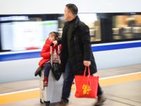 上海三大火車站24小時通宵運轉，揭秘夜間動車背后的故事