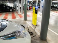 2025年上海新能源汽車產值要突破3500億，未來五年打算這樣干