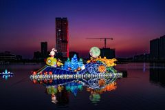 南上海最大燈會啟幕，莘莊商圈、主干道沿街、春申湖廣場齊亮燈，為期20天