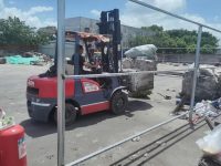 嘉定隱患物流園區里：大棚拆了，廢品清了！扎堆的廢品回收企業被清退！